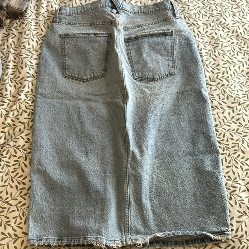 Universal Thread Midi Denim Split Skirt - image 4